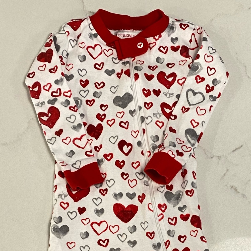 Burt’s Bees Organic Cotton Sleeper Valentine